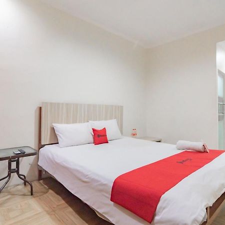 Reddoorz Syariah At Cigadung Raya Street Hotel Bandung Exterior photo