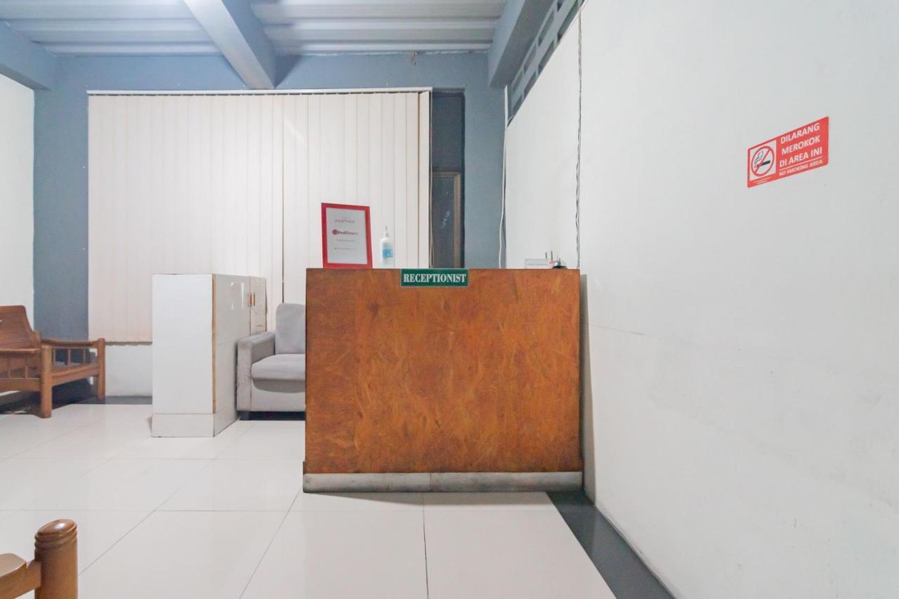 Reddoorz Syariah At Cigadung Raya Street Hotel Bandung Exterior photo