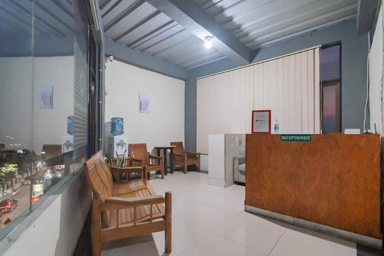 Reddoorz Syariah At Cigadung Raya Street Hotel Bandung Exterior photo