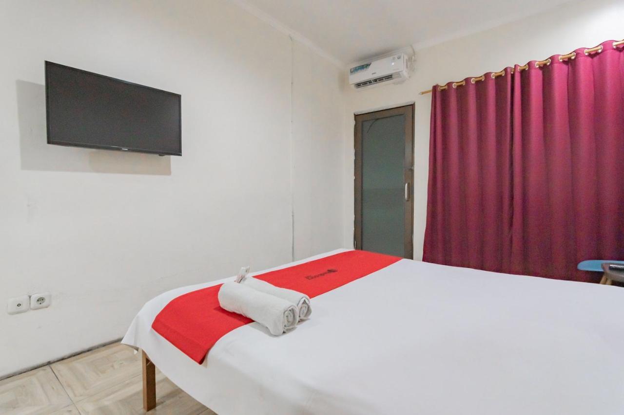 Reddoorz Syariah At Cigadung Raya Street Hotel Bandung Exterior photo