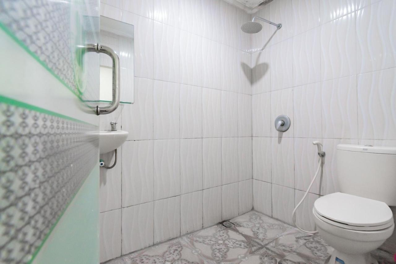 Reddoorz Syariah At Cigadung Raya Street Hotel Bandung Exterior photo